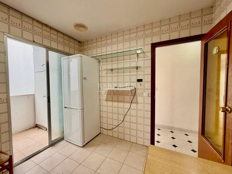 Foto bbd696f3-0f5b-4ae6-9b33-46db417c9bc6. Apartament amb aparcament a Centro Urbano Benidorm