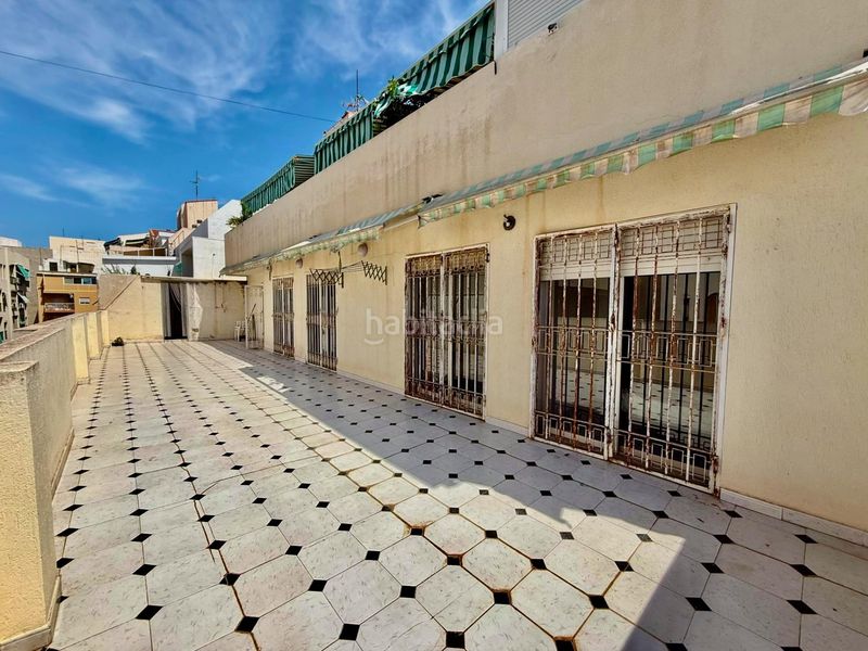 Foto f1f4cfd1-b856-4df2-b583-deca750f7417. Apartament amb aparcament a Centro Urbano Benidorm