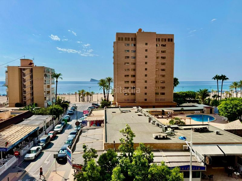 Foto 048559bd-4e88-4b27-a9dd-4648ad66803c. Apartament amb aparcament a Playa Poniente Benidorm