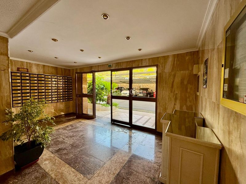 Foto 1b00712b-844d-4647-9eb7-b580b48c2e62. Apartament amb aparcament a Playa Poniente Benidorm