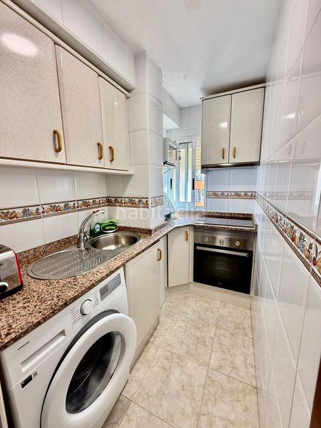 Foto 3be84772-e0ac-4e32-a8bd-215e25d4c2d9. Apartament amb aparcament a Playa Poniente Benidorm