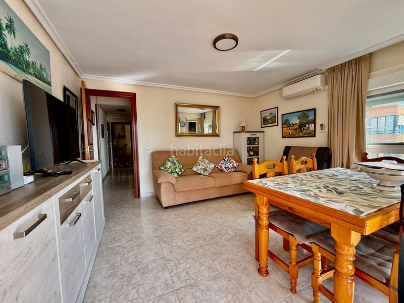 Foto ab8a55de-ccda-489d-adf6-f9446ee65958. Apartament amb aparcament a Playa Poniente Benidorm