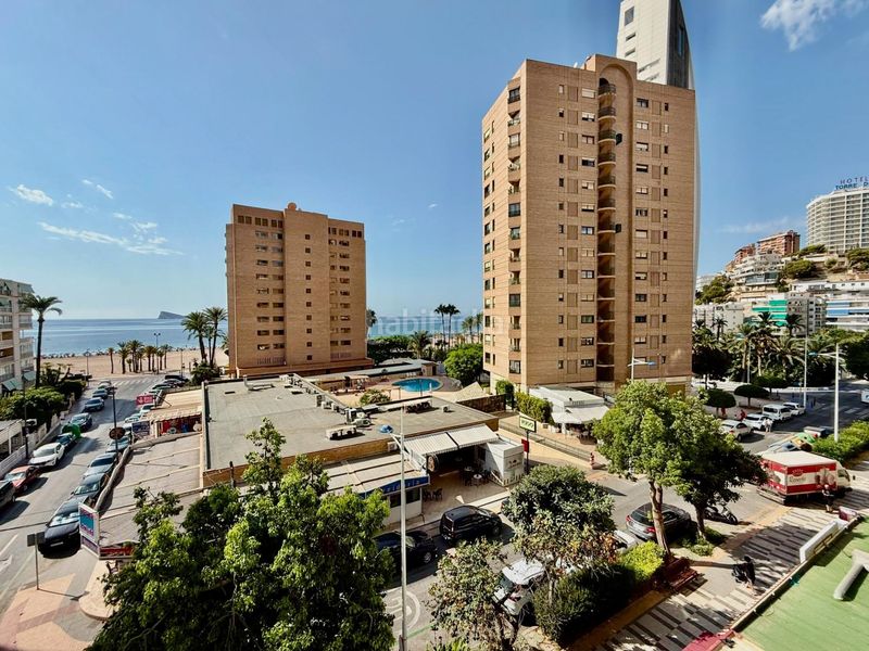 Foto bda76586-f66c-40a6-8b45-9ccf21996b02. Apartament amb aparcament a Playa Poniente Benidorm