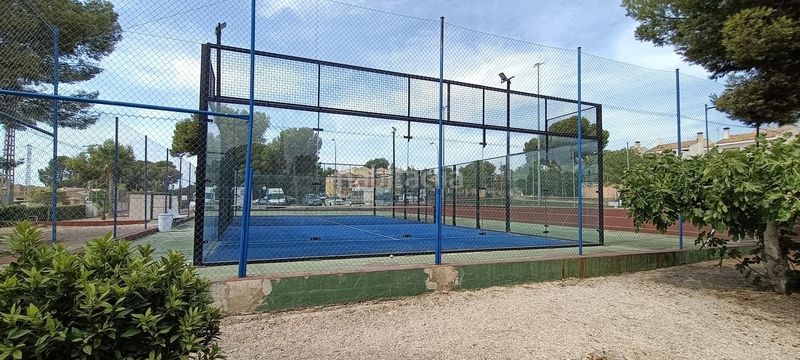 Foto 1632579c-5fe5-4add-ae72-05b20ab301d5. Casa adossada amb calefacció aparcament piscina a Nucia (la)