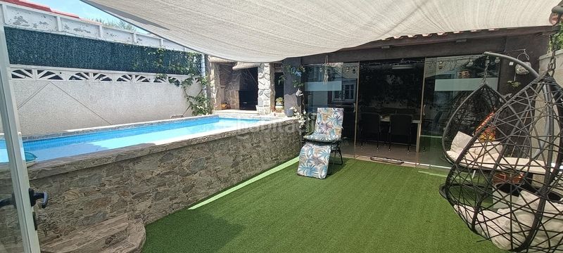 Foto 1b92318b-8bda-480d-82c2-f97fc74a7ad7. Casa adossada amb calefacció aparcament piscina a Nucia (la)