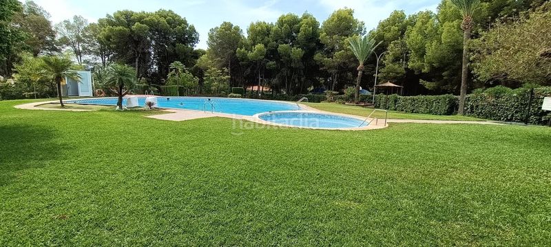 Foto 357dbcae-8954-453b-aad1-d72707f576f8. Casa adossada amb calefacció aparcament piscina a Nucia (la)