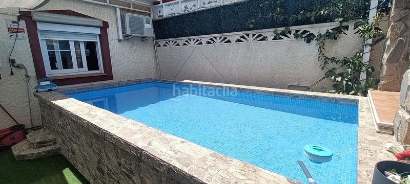 Foto cc3554dc-0e60-4c67-918c-132bc862b253. Casa adossada amb calefacció aparcament piscina a Nucia (la)