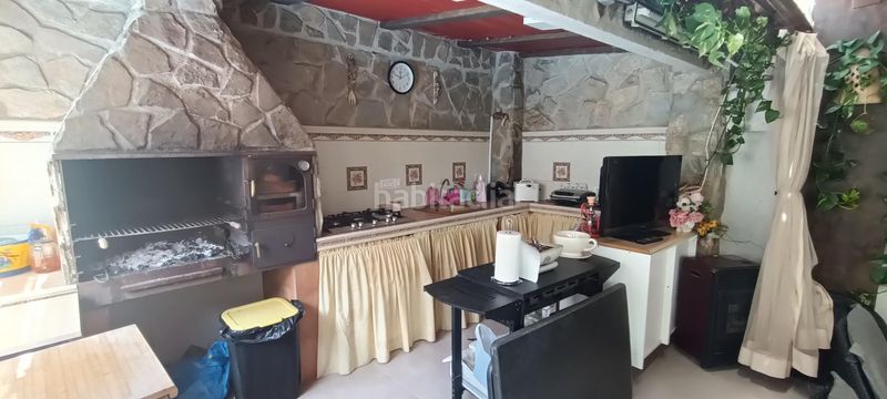 Foto d8ce8341-14d2-41cf-8003-d0c8cc5287f9. Casa adossada amb calefacció aparcament piscina a Nucia (la)