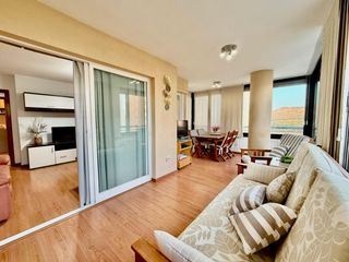 Piccolo appartamento in Levante Alto. En exclusiva amplio piso reformado en una de las mejores zonas d