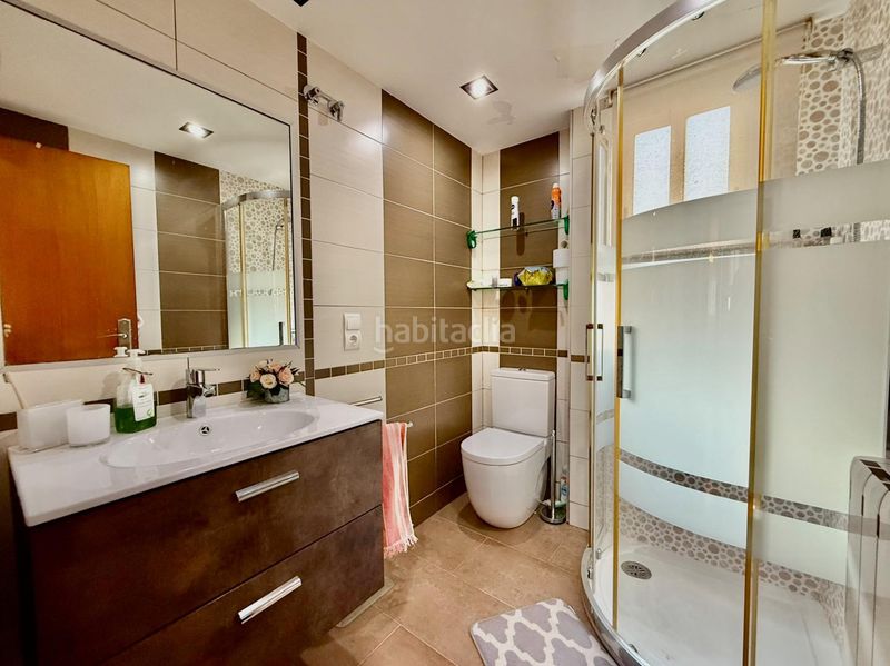Foto c6f982f2-446c-4b3c-a13a-9098d00f60ed. Apartament amb aparcament piscina a Levante Alto Benidorm