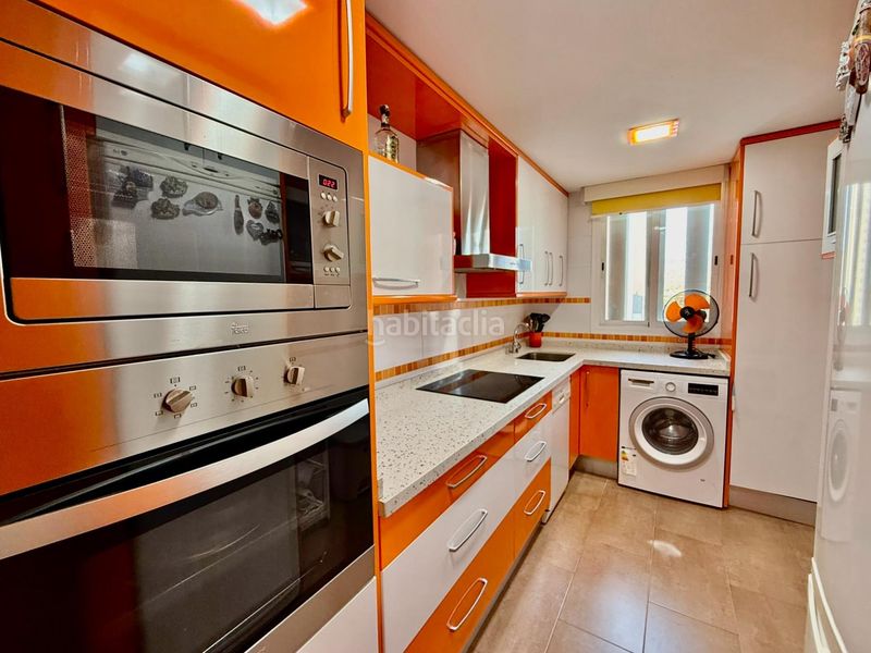 Foto df4c9064-19b7-42e7-b169-e303c09b6cfc. Apartament amb aparcament piscina a Levante Alto Benidorm
