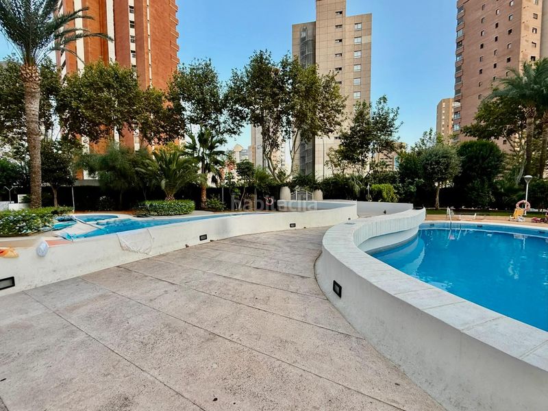 Foto ee9ec205-c4a3-4927-a9c4-d2ccb85b90c0. Apartament amb aparcament piscina a Levante Alto Benidorm
