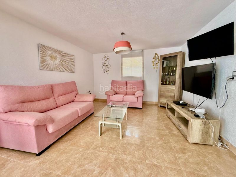 Foto 19e26678-e458-4591-9d32-17217e34fb18. Xalet amb aparcament piscina a Rincón Bajo Benidorm