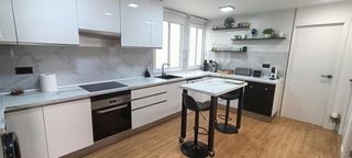 Apartament a Centro Urbano. Magnifico piso de tres domitorios y dos baños reformado cerca de