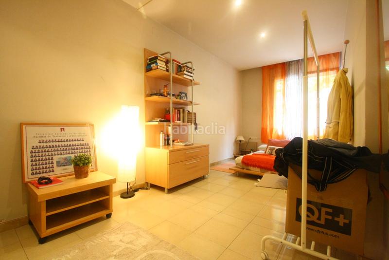 Foto a6abfb7c-e0c7-46b3-af05-b86093293c91. Casa a Casagemes Badalona