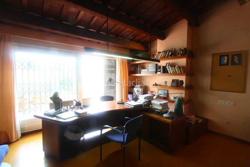 Foto e695387d-3e30-4f77-950f-76831d1bd29b. Casa a Casagemes Badalona
