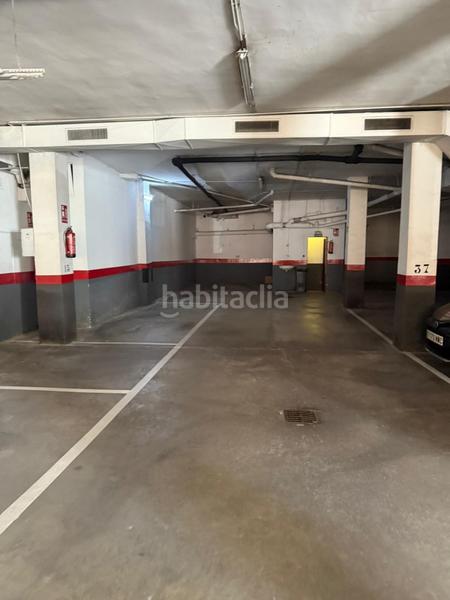 Foto e91ae813-c7e7-413f-85b9-484f1e4dd16e. Parking coche plaza de parking doble en Progrés - Pep Ventura Badalona
