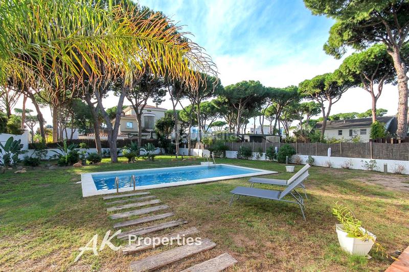 Foto 3344fcd2-1ed7-4b66-aafb-b05883ff851e. Affitto casa con riscaldamento piscina in La Pineda Castelldefels