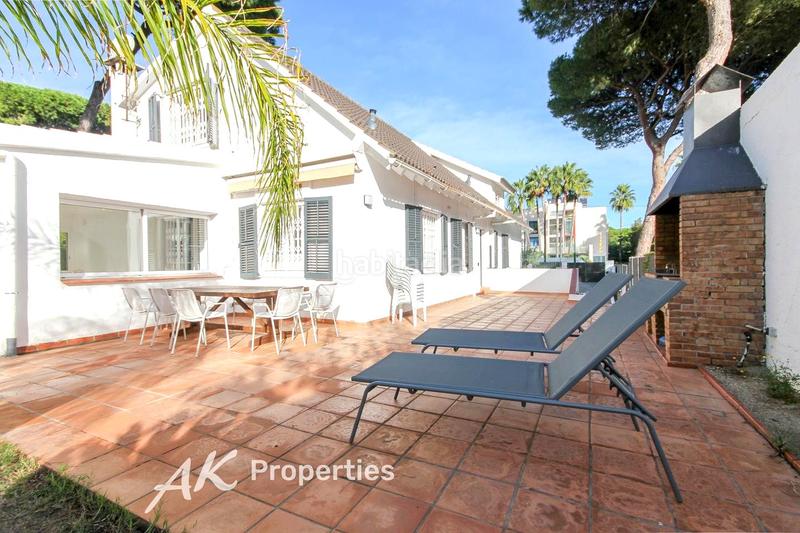 Foto 269b62d1-38dc-4058-a842-a137e6cd032e. Alquiler casa alquiler disponible desde 15 de enero amueblado totalmente en Castelldefels