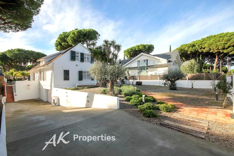 Foto 56bcad07-407f-4aba-8fc5-f25392af4094. Alquiler casa alquiler disponible desde 15 de enero amueblado totalmente en Castelldefels