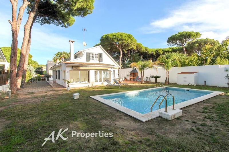 Foto ba23050a-023a-4dbd-b405-8d9bc24b1534. Miete haus mit heizung pool in La Pineda Castelldefels