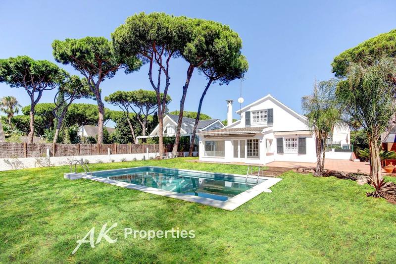 Foto ee046296-8045-474e-936f-6b71a5154cb0. Miete haus mit heizung pool in La Pineda Castelldefels