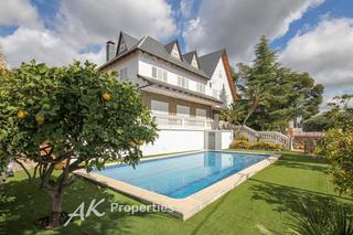 Casa a Carrer cal tarda 9. Casa unifamiliar con vistas al mar