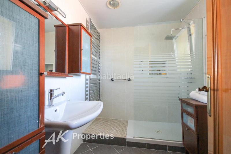 Foto 08185bf8-009d-4a7e-8139-d731a1ad2e4a. Maison avec chauffage parking piscine dans Torrent Ballester Viladecans