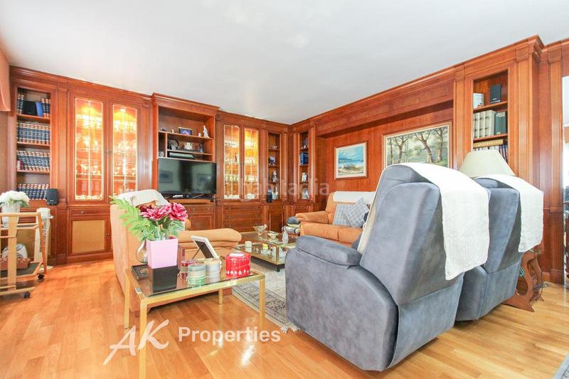 Foto 1d05d909-bb2b-405e-9ac3-d59ee6da8520. Maison avec chauffage parking piscine dans Torrent Ballester Viladecans