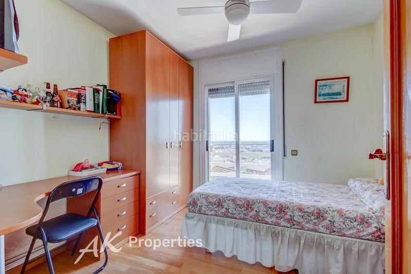 Foto 1ed3be41-a55e-48ec-a383-ac82f76e82c6. Maison avec chauffage parking piscine dans Torrent Ballester Viladecans