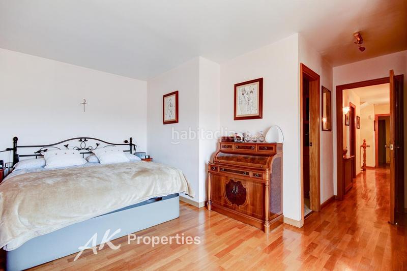 Foto 1f66b9db-9667-4eae-9fe8-ba9d99cce576. Maison avec chauffage parking piscine dans Torrent Ballester Viladecans