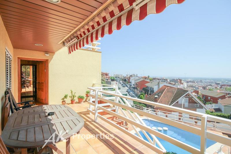 Foto e4296bde-7144-40ab-bcbb-34beeec88c0d. Maison avec chauffage parking piscine dans Torrent Ballester Viladecans