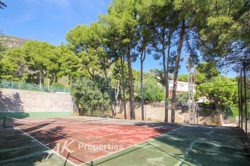 Foto 578c82e9-b425-4cd5-a05c-e84ba760c26d. Casa con riscaldamento parcheggio piscina in El Poal Castelldefels