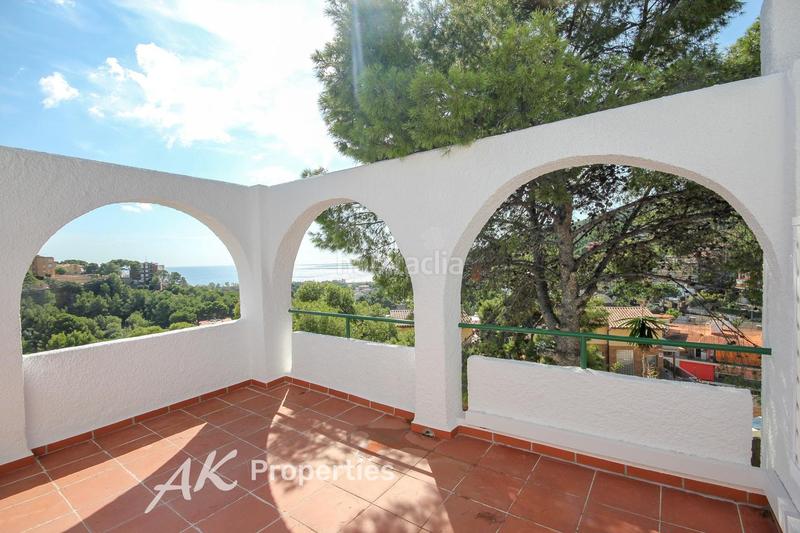 Foto 7099982d-edfd-4f45-852a-b3675dc7e63c. Casa con riscaldamento parcheggio piscina in El Poal Castelldefels