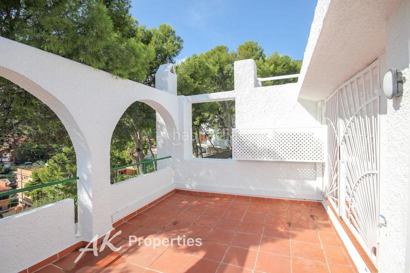 Foto 7f6eb90d-cd93-4ab5-9272-90e44a31d30e. Casa con riscaldamento parcheggio piscina in El Poal Castelldefels