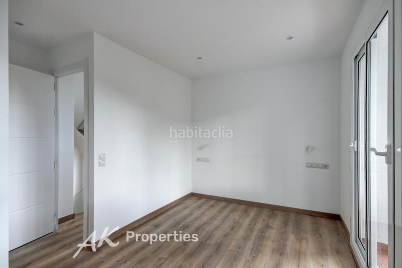 Foto 95bfb73d-bc86-4ed5-b0b7-b83d9cfdae0f. Casa con riscaldamento parcheggio piscina in El Poal Castelldefels