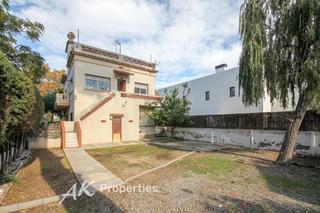 Maison  Carrer dels navegants. Casa en venta en castelldefels playa  baixador