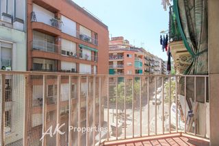 Pis  Calle nou de la rambla. Exclusivo piso totalmente reformado a estrenar en el centro de b