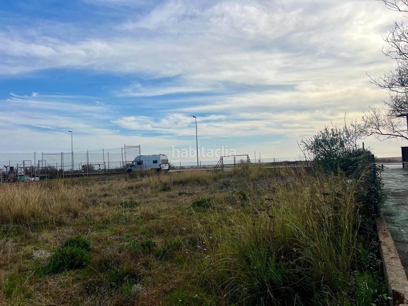Foto 3bed487f-de69-4bdc-8bb3-8fe1bdbf587a. Terreny residencial a Baixador Castelldefels