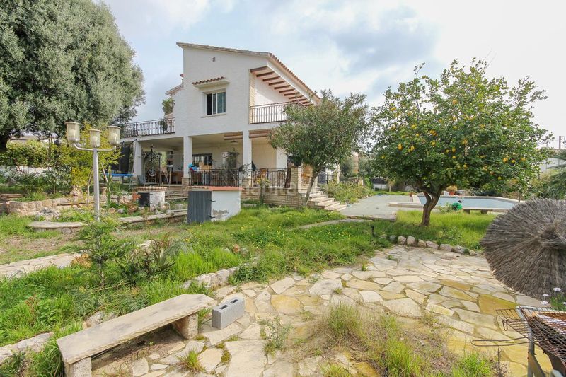 Foto 48f0ce28-095e-47b2-b28d-d3566194280c. Casa amb calefacció aparcament piscina a Segur de Calafell nucli urbà Segur de Calafell