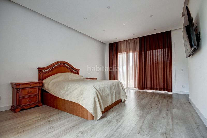 Foto a9c227f3-1d15-46c6-8086-7e6a26fab51a. Casa amb calefacció aparcament piscina a Segur de Calafell nucli urbà Segur de Calafell