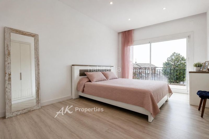 Foto a53af49a-6eee-4a0c-b0fc-1e3a4491e6da. Casa amb calefacció aparcament piscina a Segur de Calafell nucli urbà Segur de Calafell