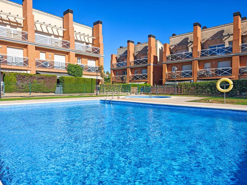 Foto 968e986f-3177-4709-963d-e043aec9a525. Xalet amb calefacció aparcament piscina a Els Tallats - Mas Olivé Cambrils