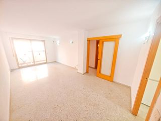 Etagenwohnung  Calle balears. Cambrilsport  c balears en venta