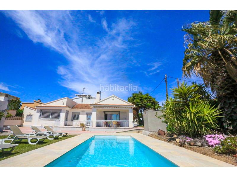 Foto ba627ea1-40ec-4ec7-8885-96f6a06f5ca8. Casa con parcheggio in Cambrils port Cambrils