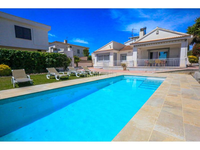 Foto ff63efd4-7edd-4355-bbe9-02601067544e. Casa con parcheggio in Cambrils port Cambrils