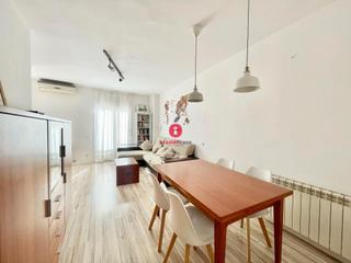 Dachwohnung  Avinguda de martí pujol. Ático con terraza en bufalá