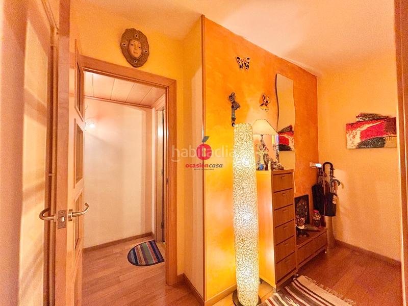 Foto 5f9fddf3-8efa-4815-b2af-aa2b19dcd872. Piso  en rambla san sebastian en Centre Santa Coloma de Gramenet