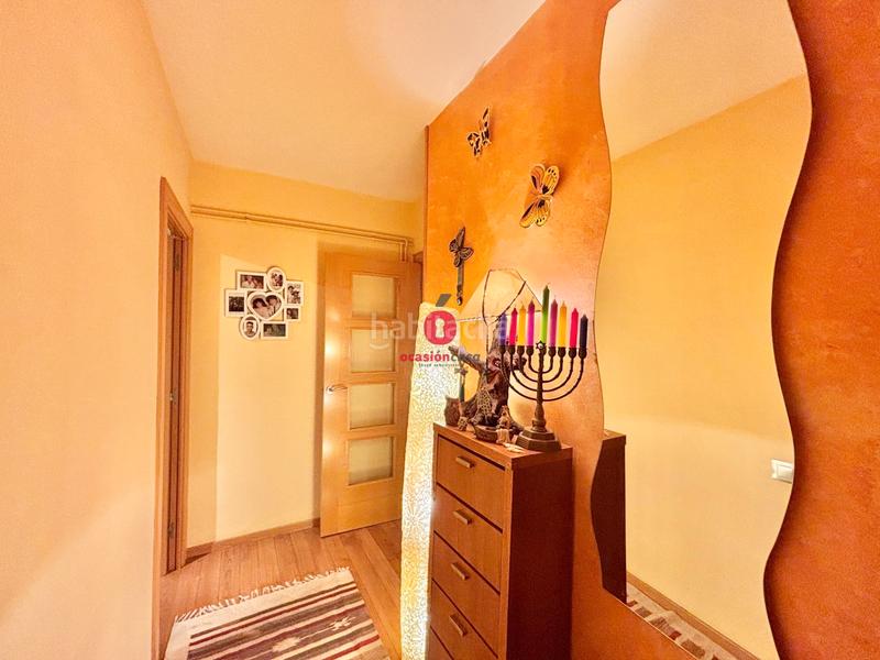 Foto bcfcda18-f10a-40a1-bf86-4b0ac1698960. Piso  en rambla san sebastian en Centre Santa Coloma de Gramenet