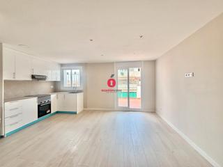 Dachwohnung  Carrer de rafael campalans. Ático con 2 terrazas